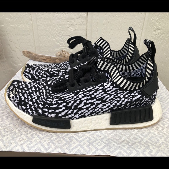 nmd r1 zebra